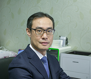 변호사 안종열 사진